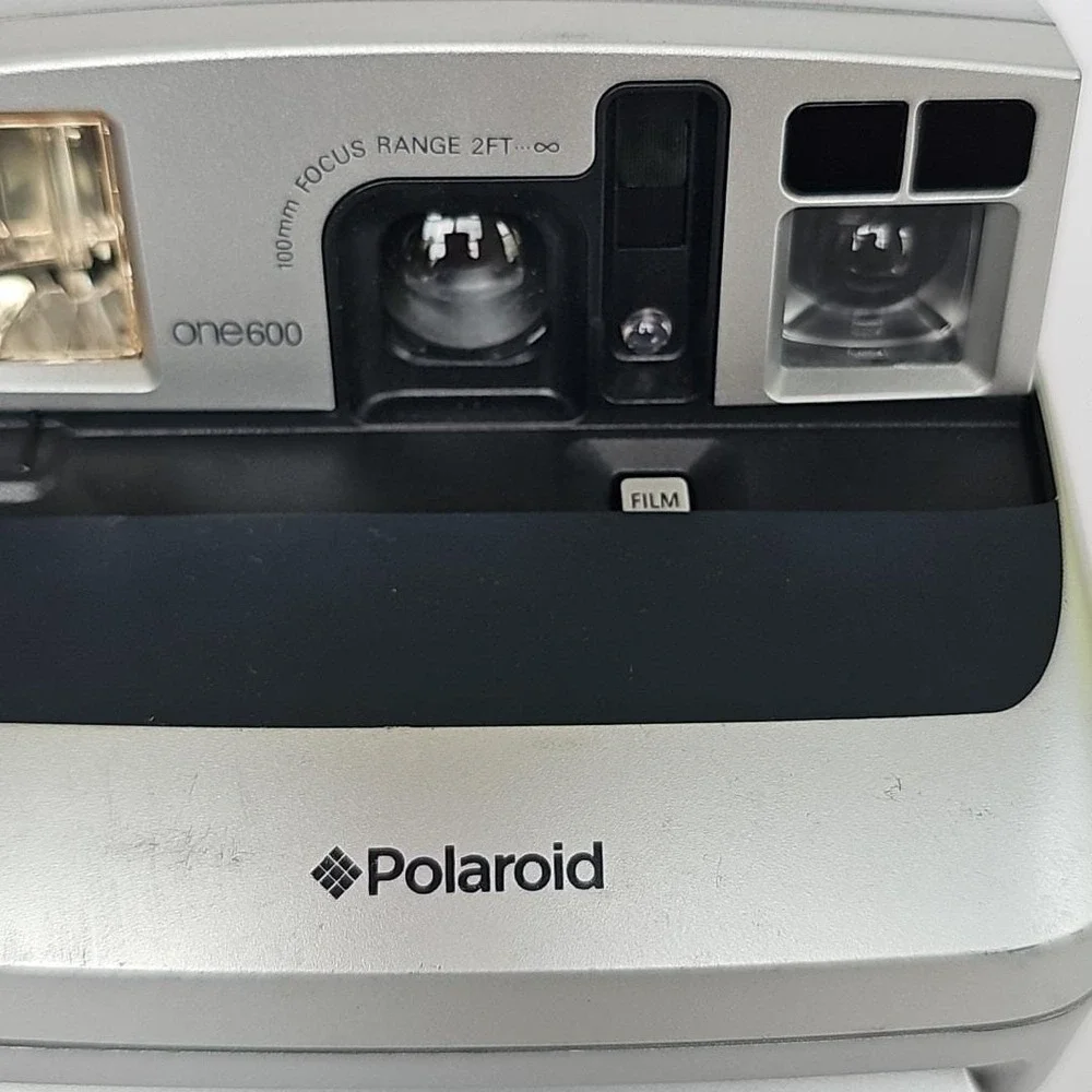 2000s Polaroid One600 Instant Film Camera‎ Silver Retro Analog Photography Y2K